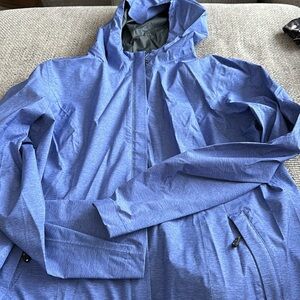 32° Degrees Cool Raincoat